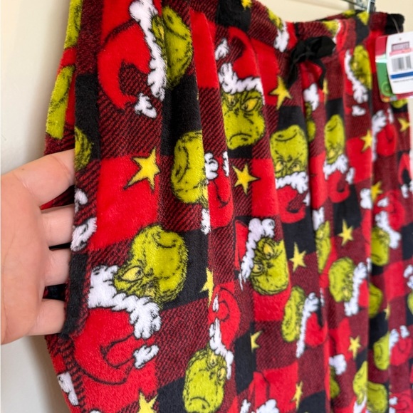 NWT Men’s Grinch Star Sleep/Pajama Pants in Size XL - Picture 2 of 9